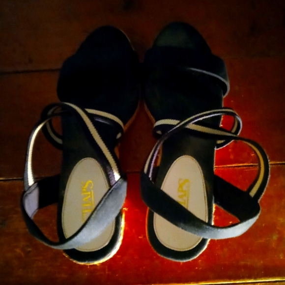 CHAPS - Picture 5 of 7